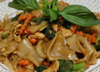 Ying Thai Cuisine: Southeast Asian Flavor Medley