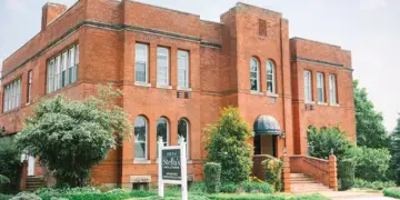 Stella’s Bridal Honors Heroes With Free Wedding Dress Giveaway