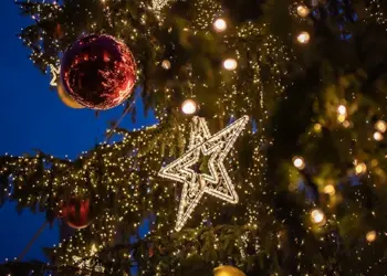 Carroll County Kicks Off Season with Annual Holiday Lighting