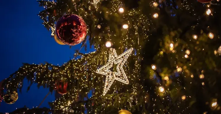 Carroll County Kicks Off Season with Annual Holiday Lighting