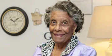 Velma Green, Shepherds Staff