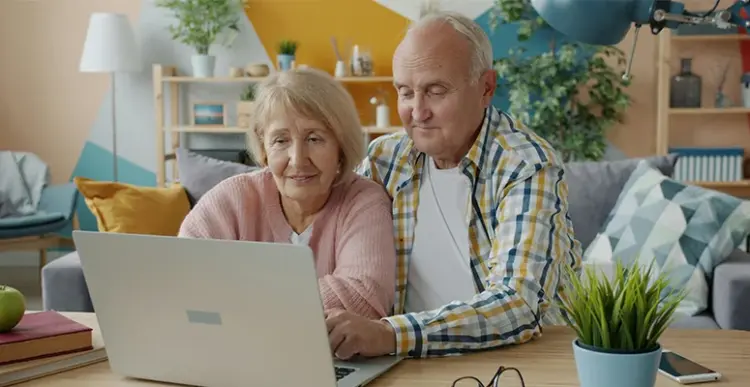 OldCoupleComputer_FeaturedImage